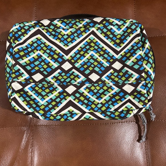 Vera Bradley makeup bag - Picture 2 of 5